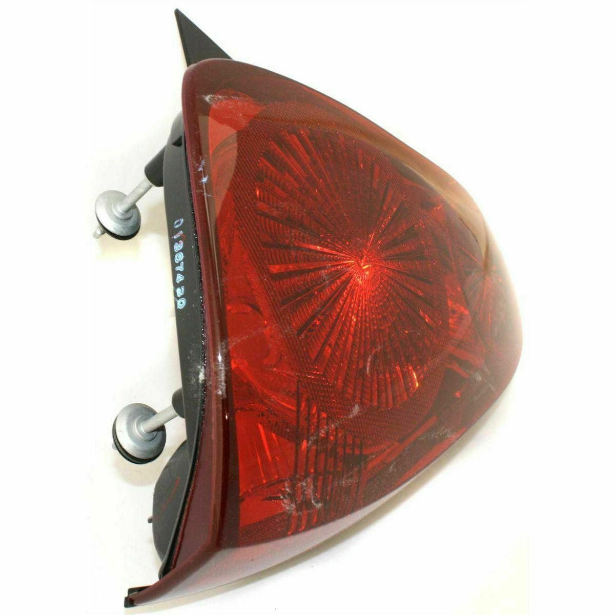 2006-2007 Chevrolet MONTE CARLO Tail Lamp Passenger Side , GM2801205. OEM-style replacement.