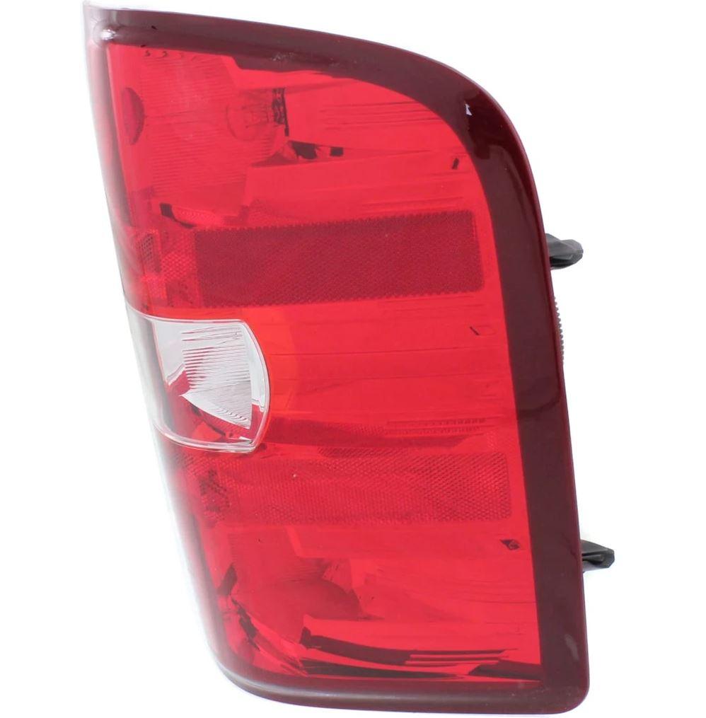 2011-2014 Gmc Sierra 2500 Tail Lamp Passenger Side , GM2801249. Lightweight yet durable construction.