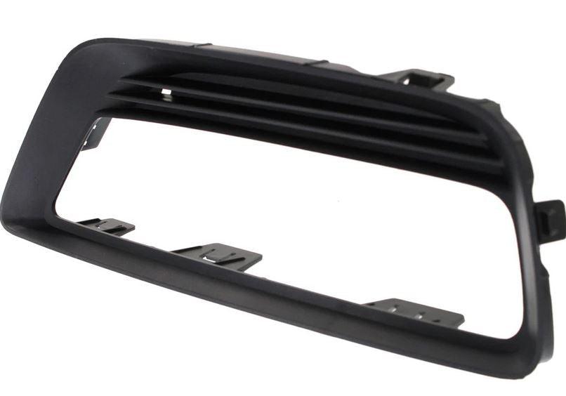 2013-2015 Honda Accord Sedan Fog Lamp Bezel Front Passenger Side , HO1039111. High-quality aftermarket part.