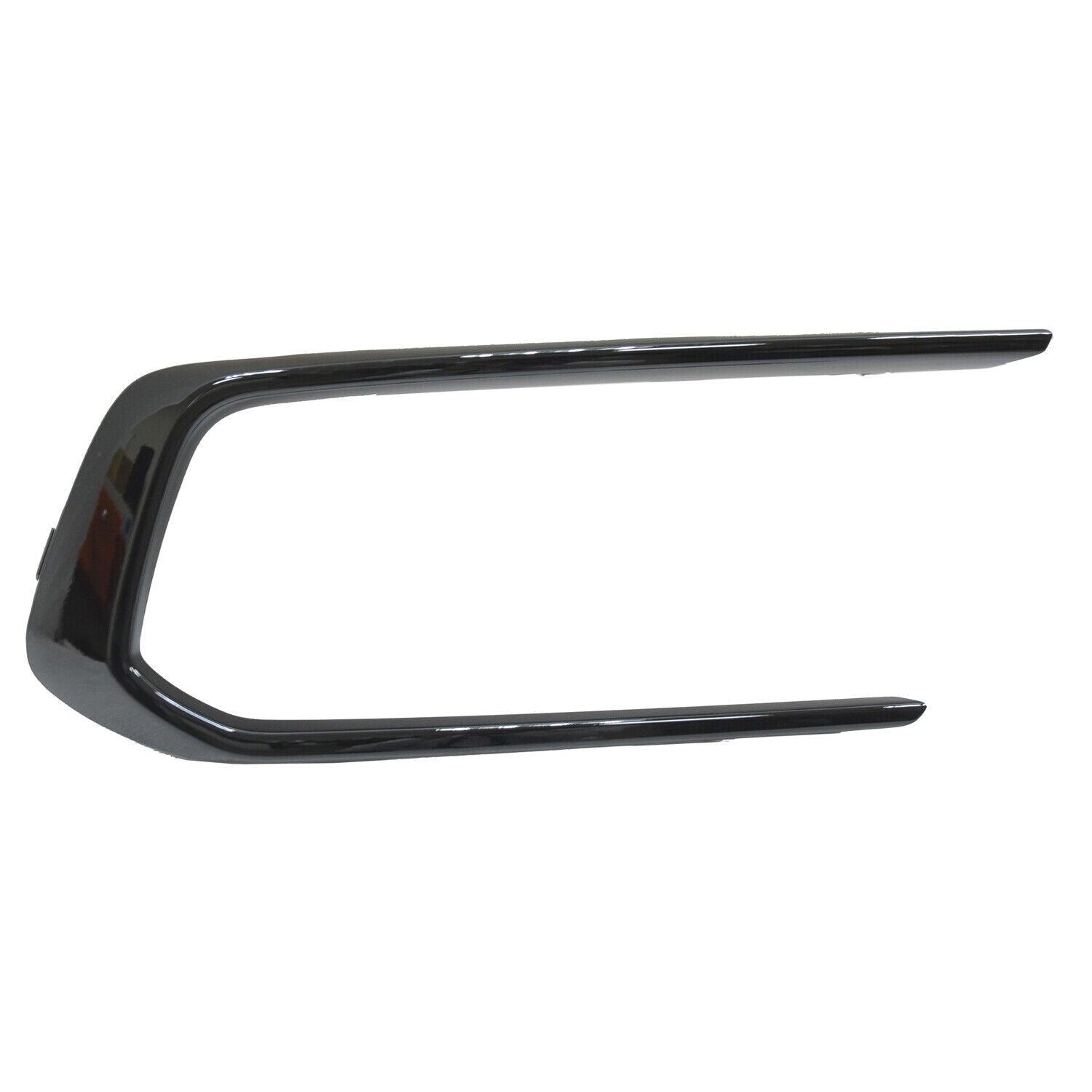 2019-2021 Honda Passport Fog Lamp Trim Front Passenger Side Painted Black , HO1047110. High-quality aftermarket part.