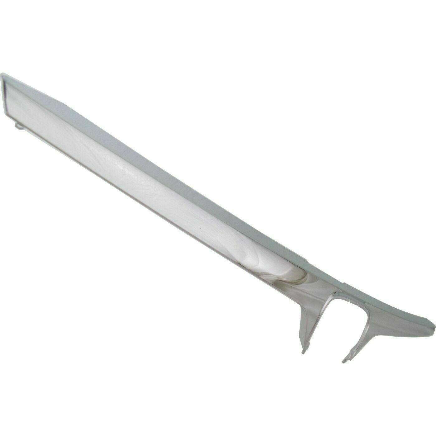 2006-2007 Honda Accord Sedan Grille Moulding Chrome , HO1210118. Installed view for reference.