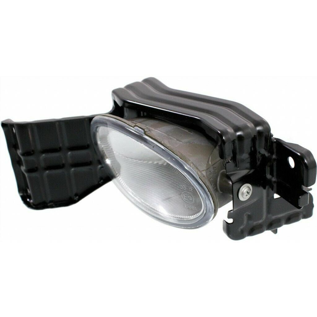 2010 Honda Crosstour Fog Lamp Front Driver Side , HO2592125. Angle view for visual reference.