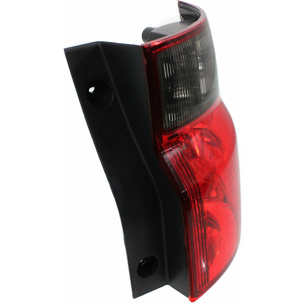 2003-2008 Honda Element Tail Lamp Passenger Side All 03-06 Ex/Lx Mdl 07-08 , HO2819125. Angle view for visual reference.