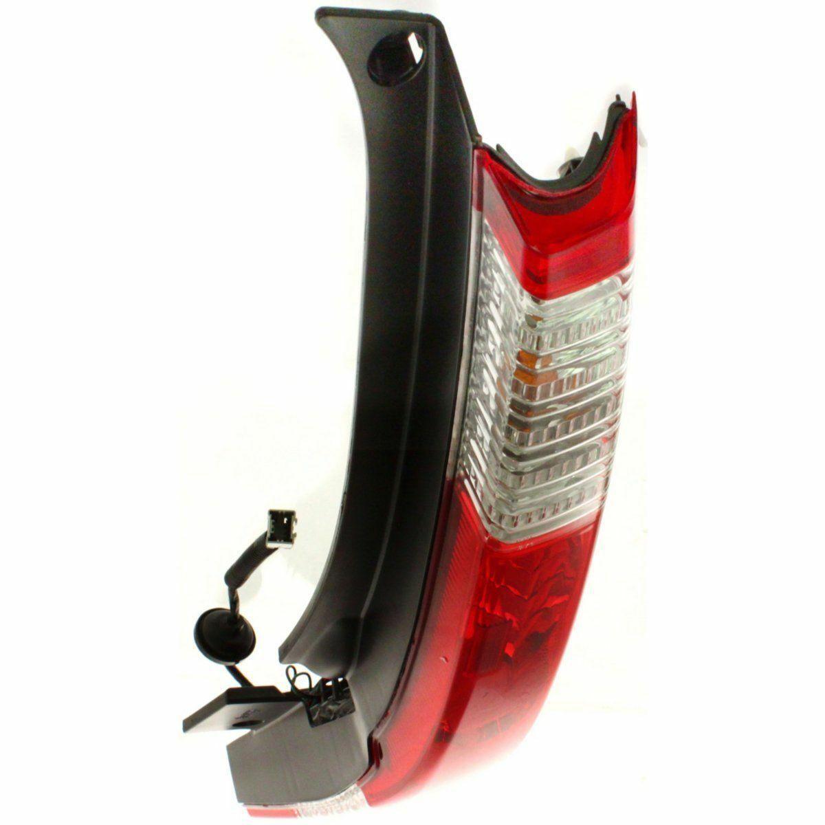 2005-2006 Honda CRV Tail Lamp Passenger Side , HO2819128. Side view of the replacement part.