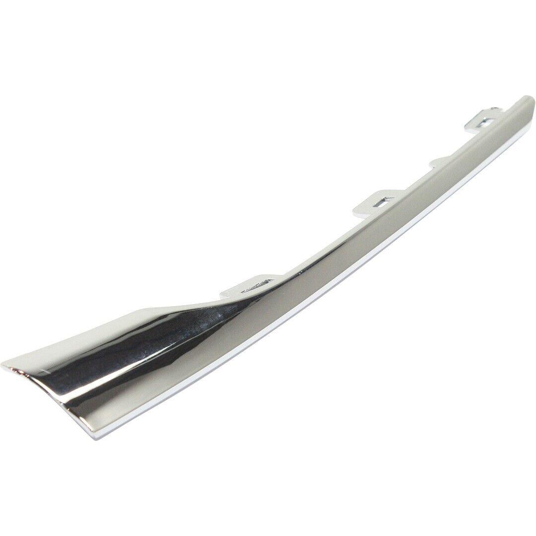 2010 Hyundai Elantra Grille Moulding Center Upper Passenger Side Chrome , HY1213100. Designed for OEM alignment.