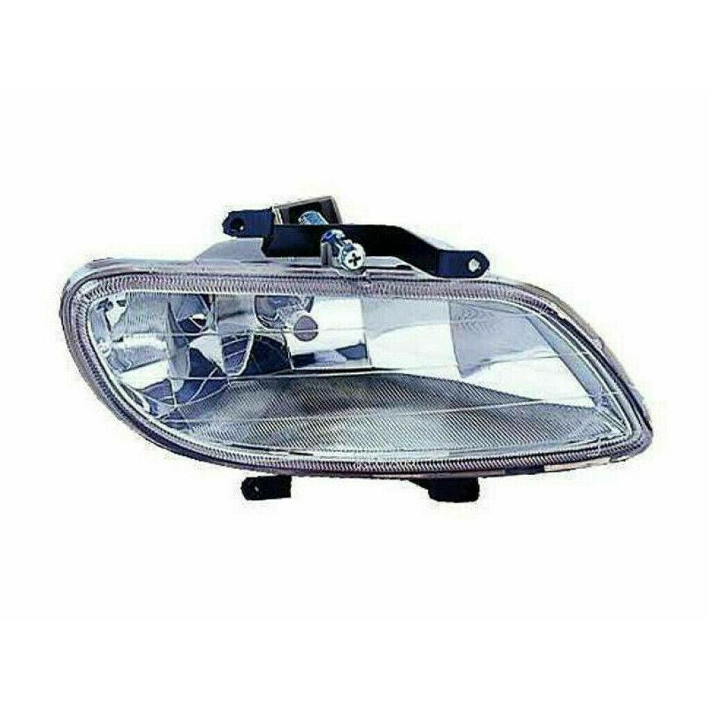 2000-2002 Hyundai Accent Sedan Fog Lamp Front Driver Side , HY2592111. Angle view for visual reference.