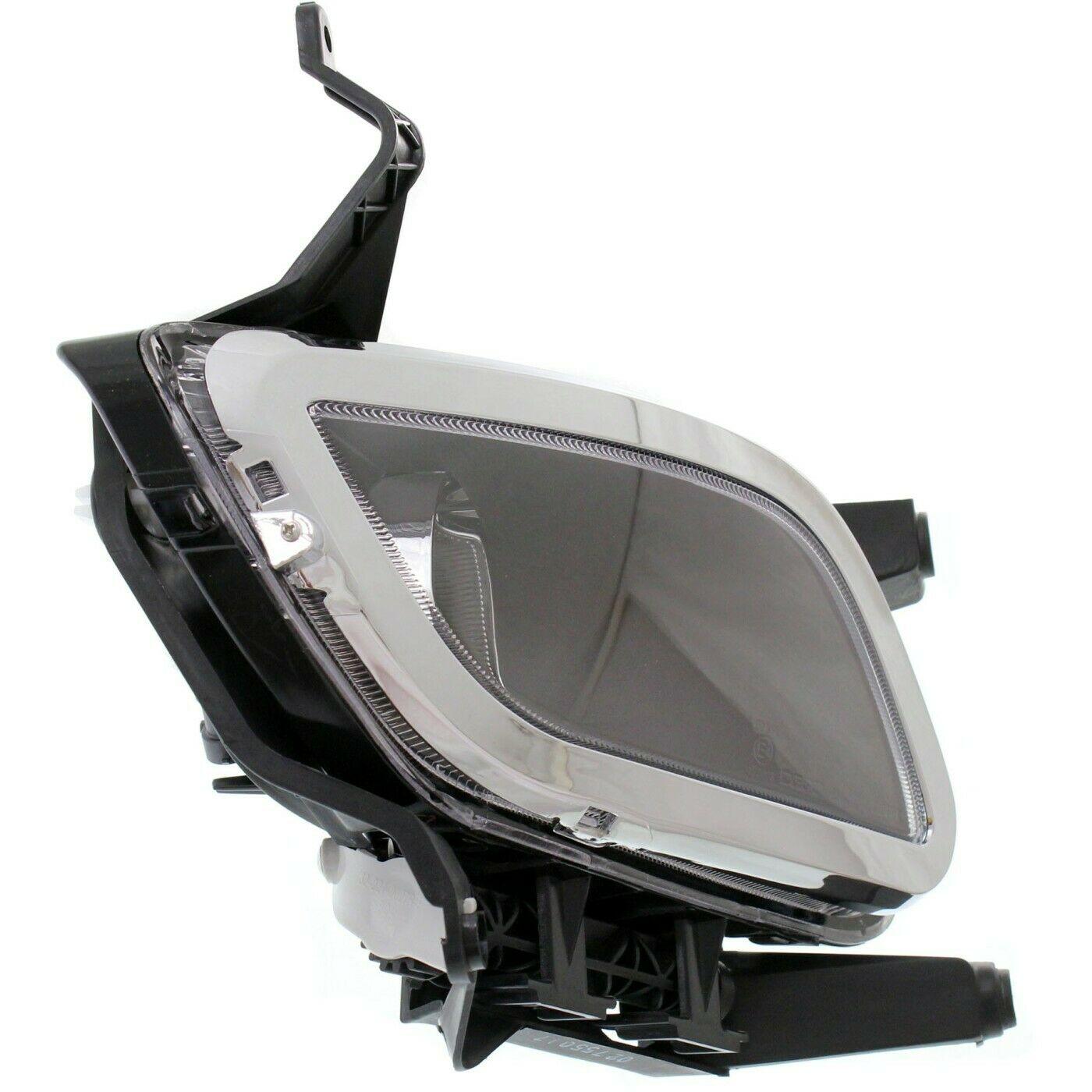 2009-2011 Hyundai Genesis Sedan Fog Lamp Front Passenger Side , HY2593135. Factory-style replacement part.