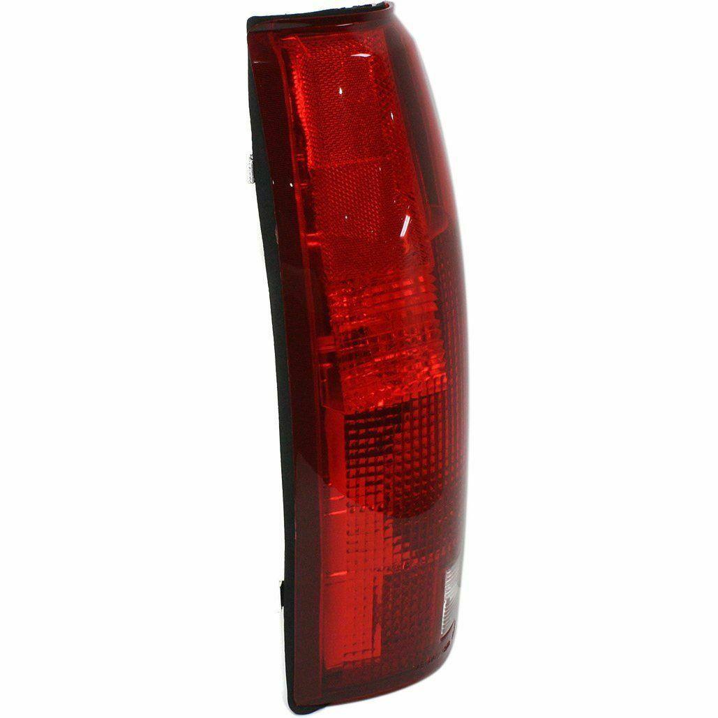 2008-2011 Hyundai Accent Hatchback Tail Lamp Passenger Side , HY2801142. OEM-quality exterior component.