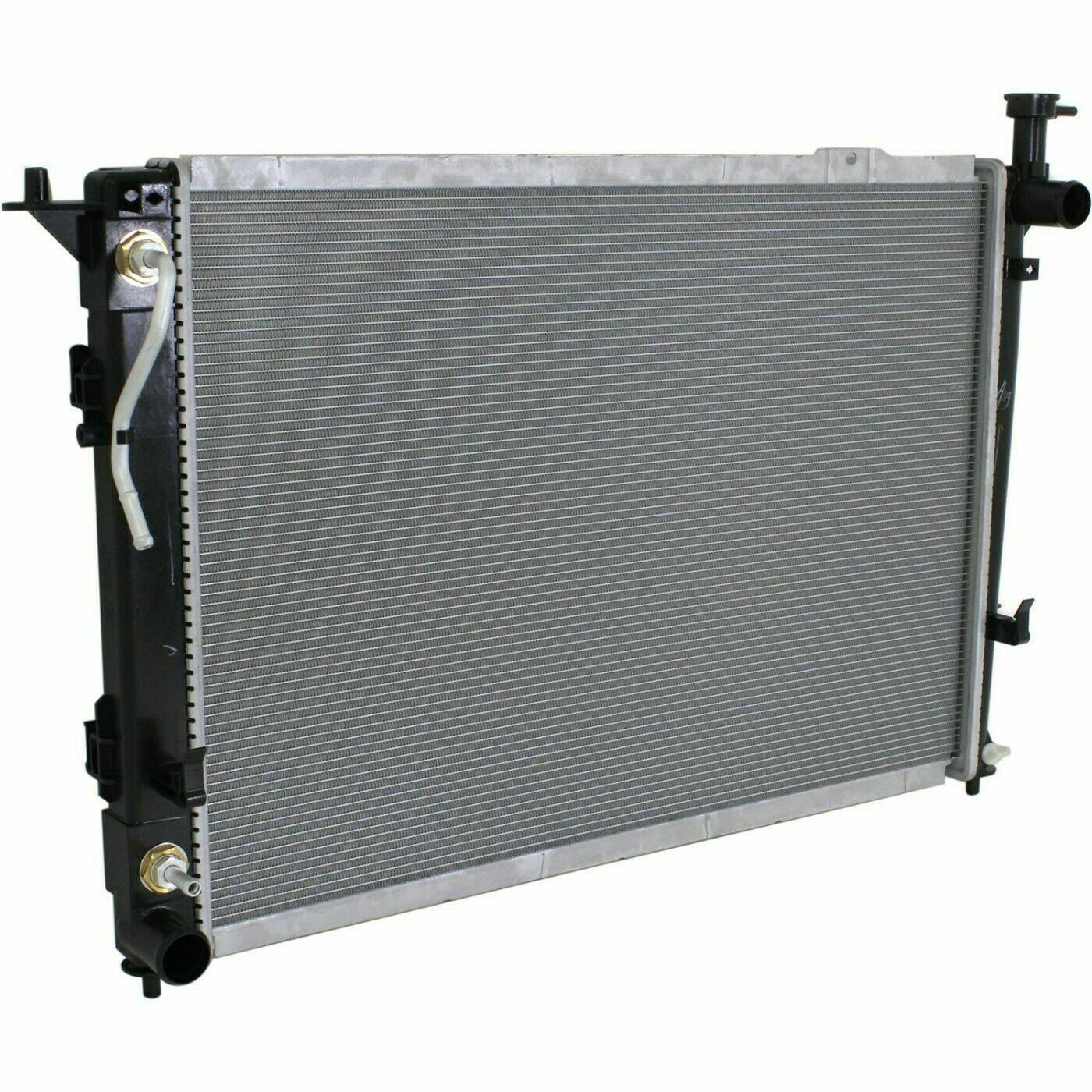 2011-2012 Kia Sorento Radiator , HY3010177. Angle view for visual reference.