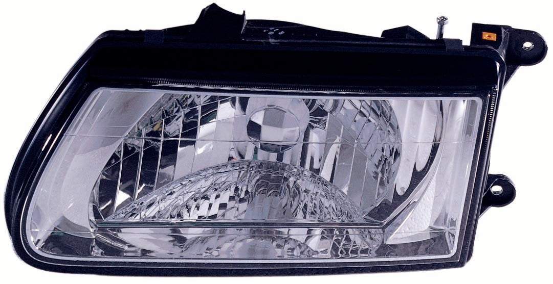 2000-2002 Honda Passport Head Lamp Driver Side , IZ2502105. OEM-style replacement.
