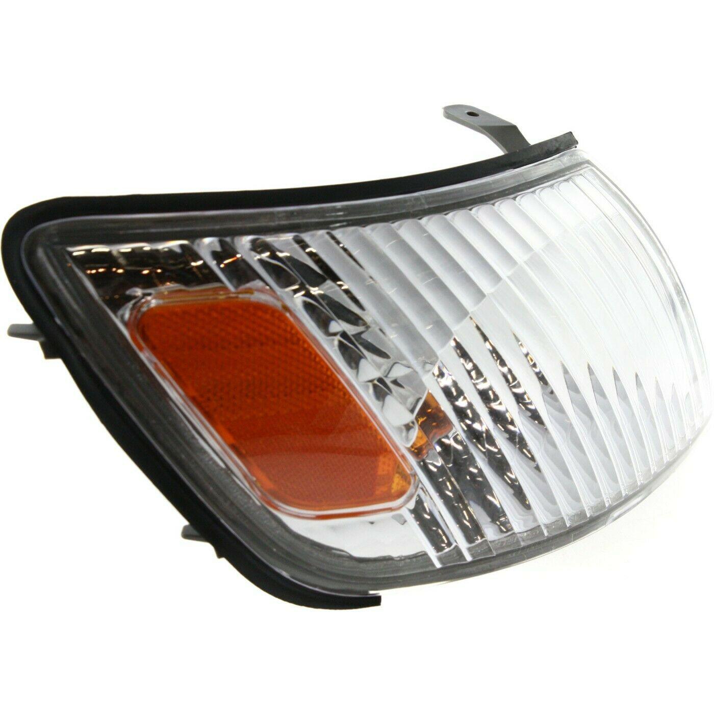 2000-2001 Lexus ES300 Side Marker Lamp Passenger Side , LX2531108. Professional-grade auto body part.