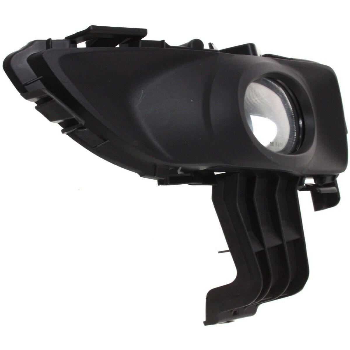2004-2006 Mazda 3 Fog Lamp Front Passenger Side Std Sdn , MA2593105. Factory-style replacement part.