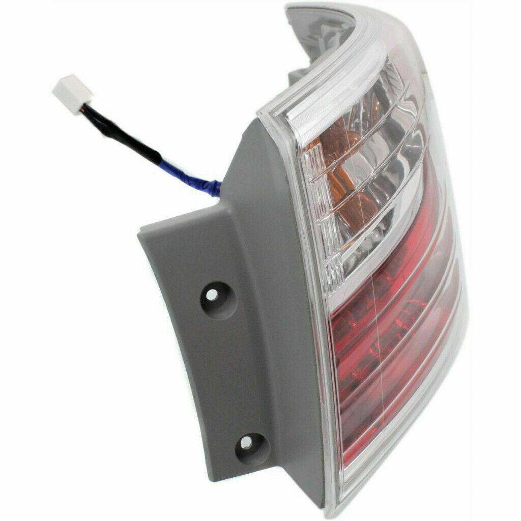 2010-2012 Mazda CX9 Tail Lamp Passenger Side , MA2805110. Factory-style replacement part.