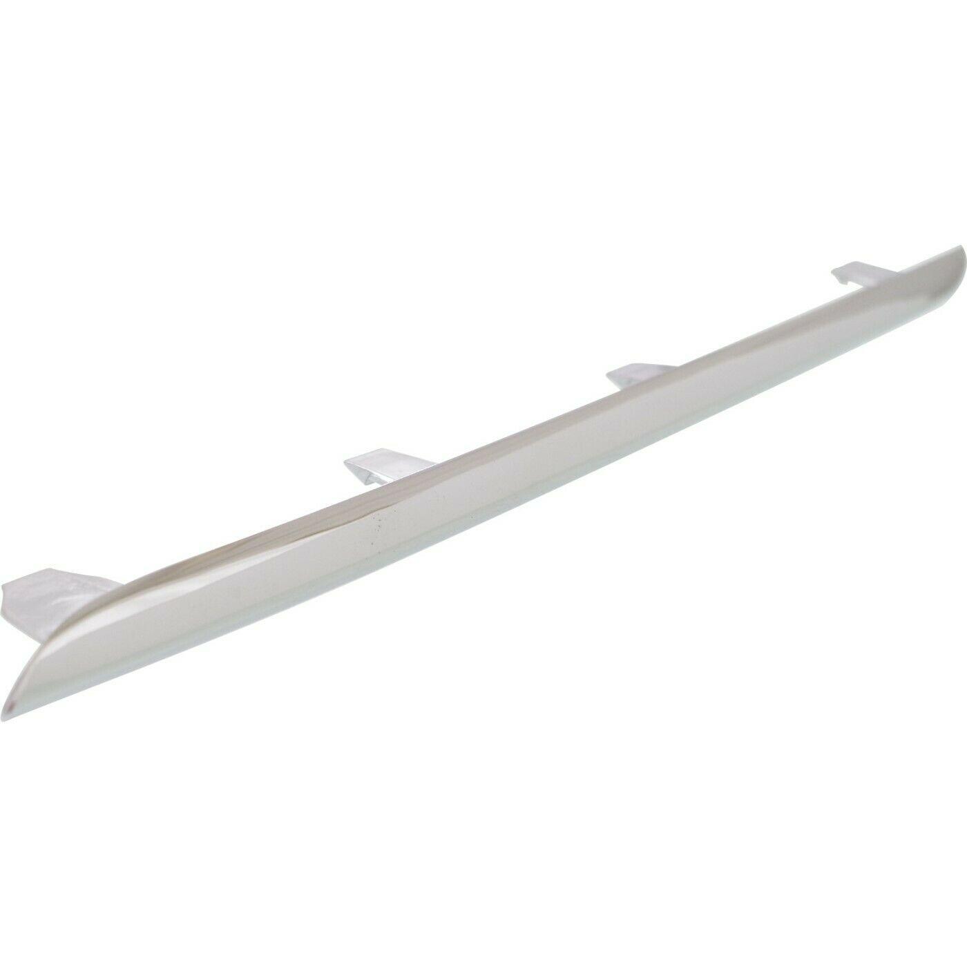 2014-2016 Mercedes E350 Grille Moulding Driver Side Lower All Chrome , MB1214100. Factory-style replacement part.