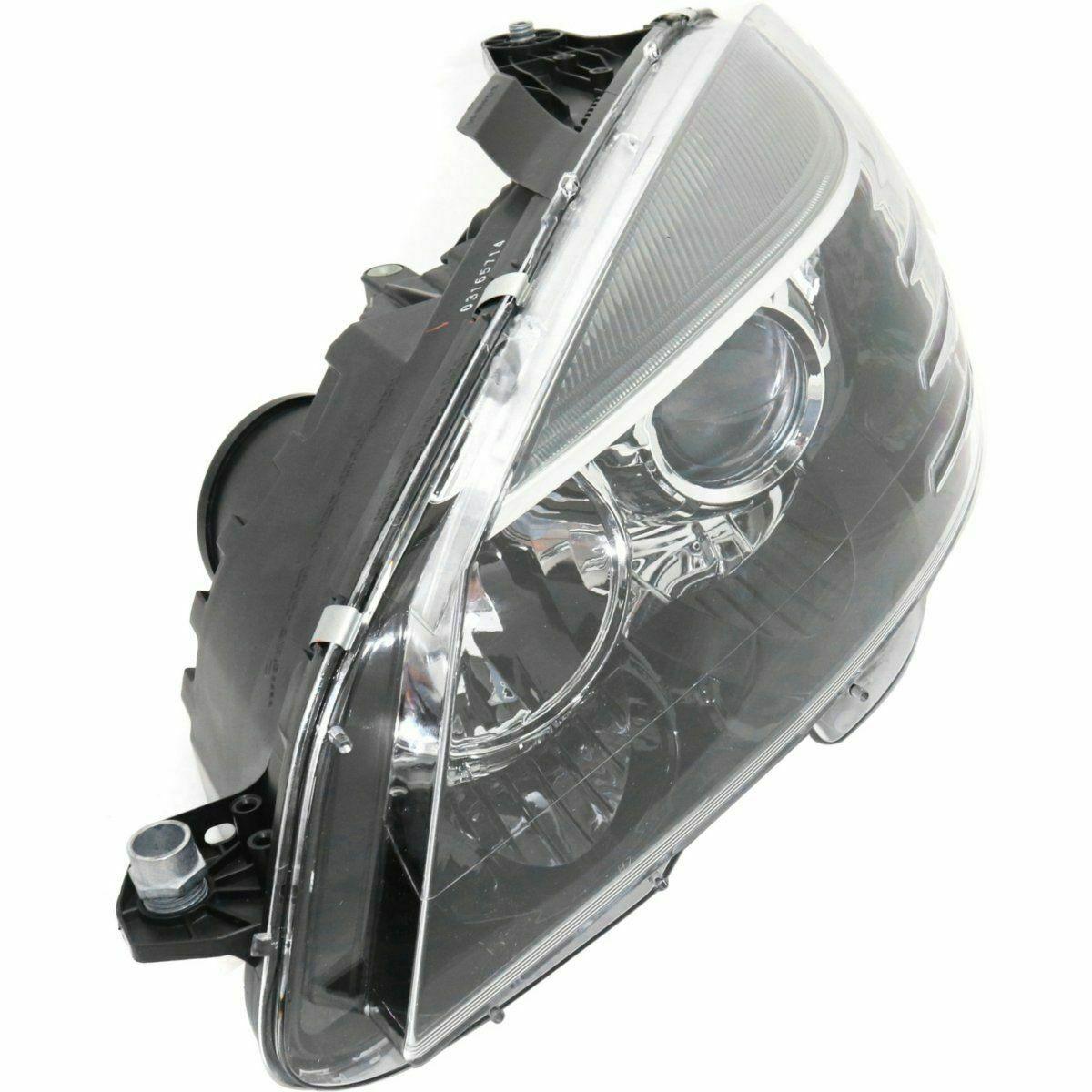 2008-2011 Mercedes C300 Head Lamp Driver Side Halogen Black Housing , MB2502185. Replacement part ready for install.