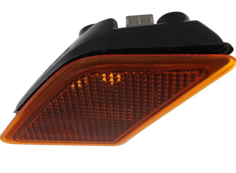 2008-2015 Mercedes C300 Side Marker Lamp Driver Side , MB2554100. Lightweight yet durable construction.