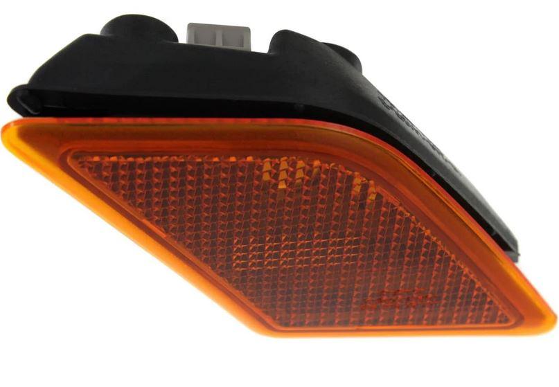 2008-2015 Mercedes C300 Side Marker Lamp Passenger Side , MB2555100. Perfect fit and finish.