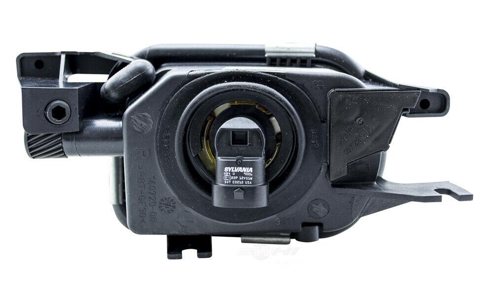2006-2007 Mercedes C280 Fog Lamp Front Passenger Side Without Amg Pkg Without Bi-Xenon , MB2593109. Durable and impact-resistant.