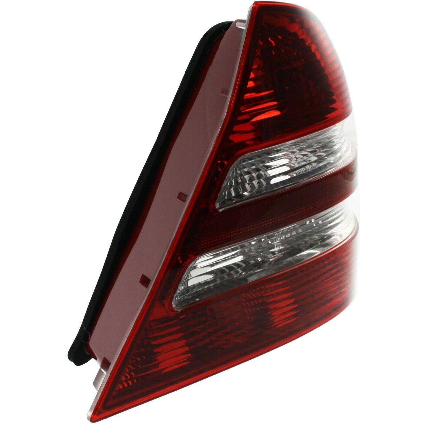 2006-2007 Mercedes C280 Tail Lamp Passenger Side Sdn , MB2801117. Factory-style replacement part.