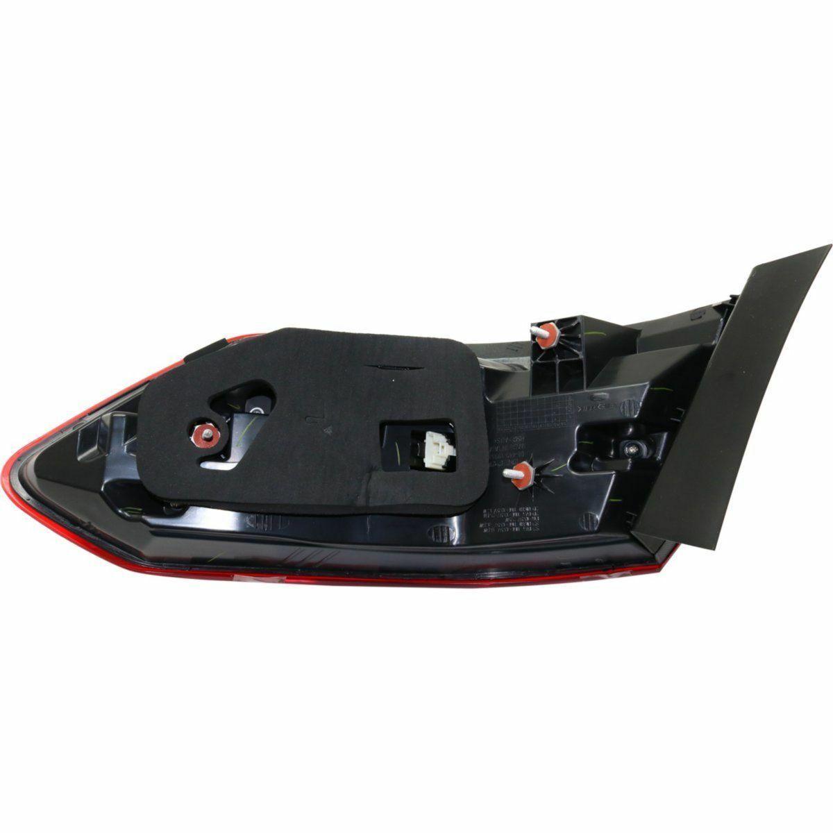 2015-2016 Mercedes E350 Tail Lamp Passenger Side Sdn/Hyb , MB2805112. Direct fit for easy installation.