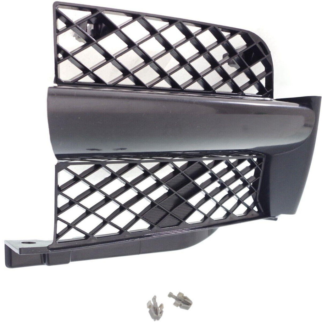 2003-2004 Mitsubishi Outlander Grille Passenger Side , MI1200242. Side view of the replacement part.
