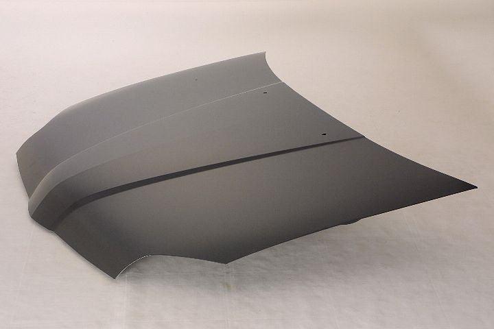 2004-2008 Mitsubishi Galant Hood , MI1230209. Angle view for visual reference.