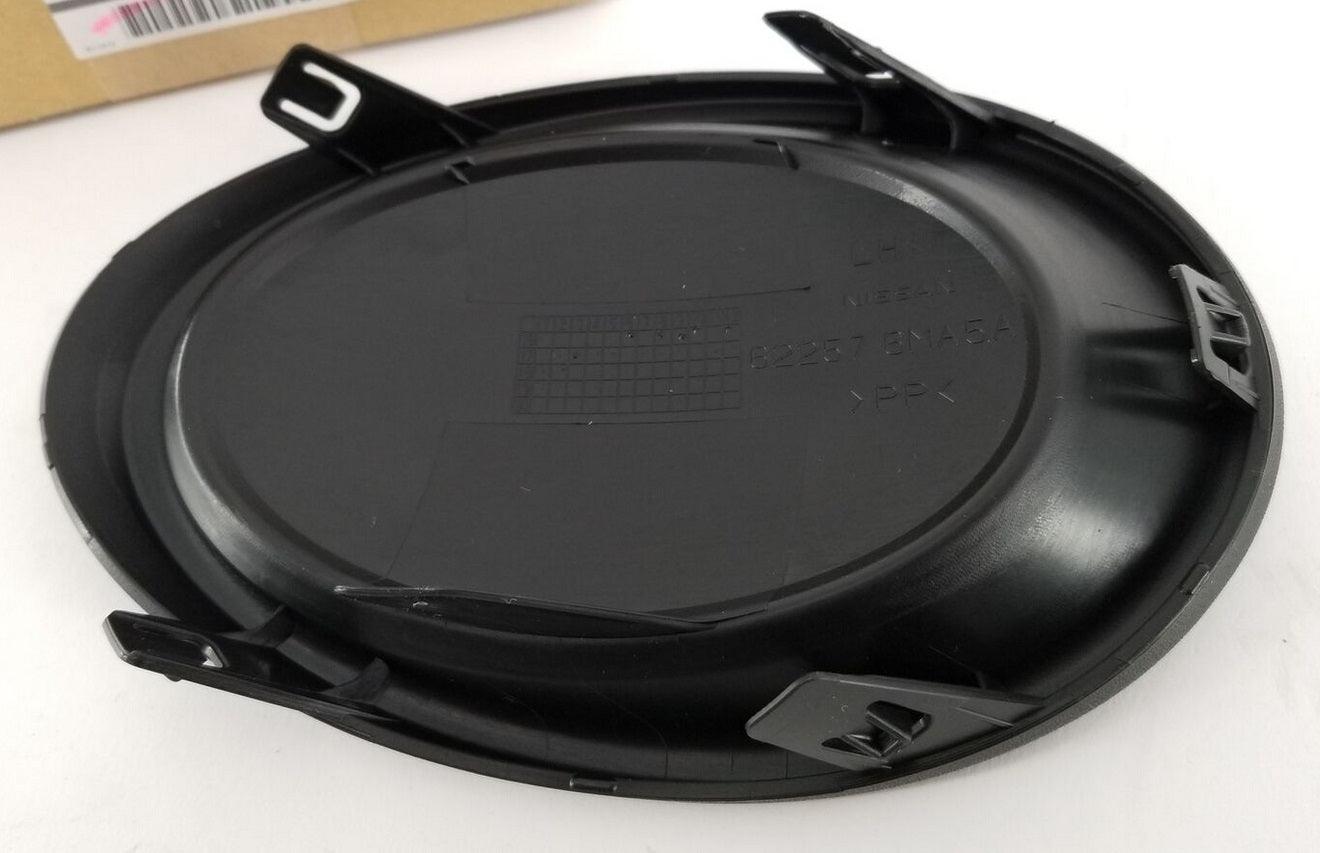2017-2019 Nissan Qashqai Fog Lamp Cover Front Driver Side Black Textured , NI1038155. Side view of the replacement part.