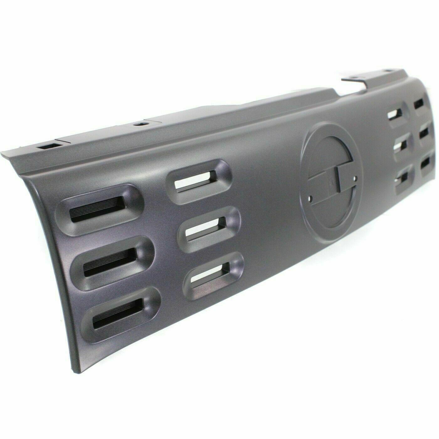 2009-2014 Nissan Cube Grille Gray Base/S/Sl , NI1200234. Angle view for visual reference.