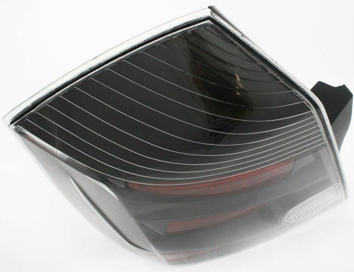 2007-2009 Nissan Sentra Tail Lamp Driver Side 2.5L , NI2800178. Angle view for visual reference.