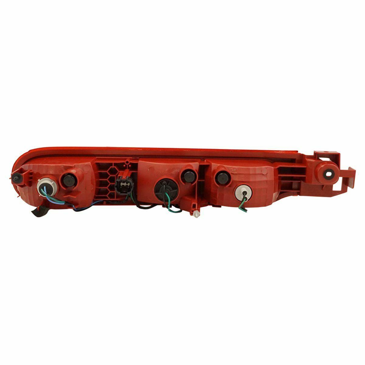 2009-2014 Nissan Cube Tail Lamp Passenger Side , NI2801189. Factory-style replacement part.