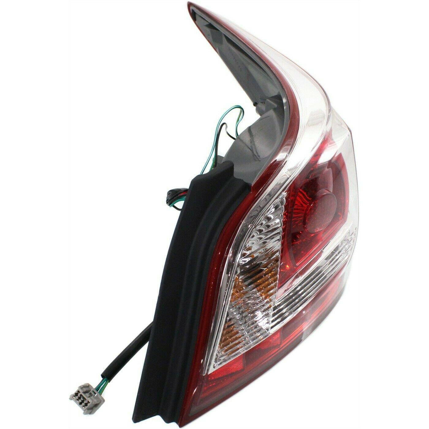 2013-2014 Nissan Altima Sedan Tail Lamp Passenger Side Std , NI2801195. Professional-grade auto body part.