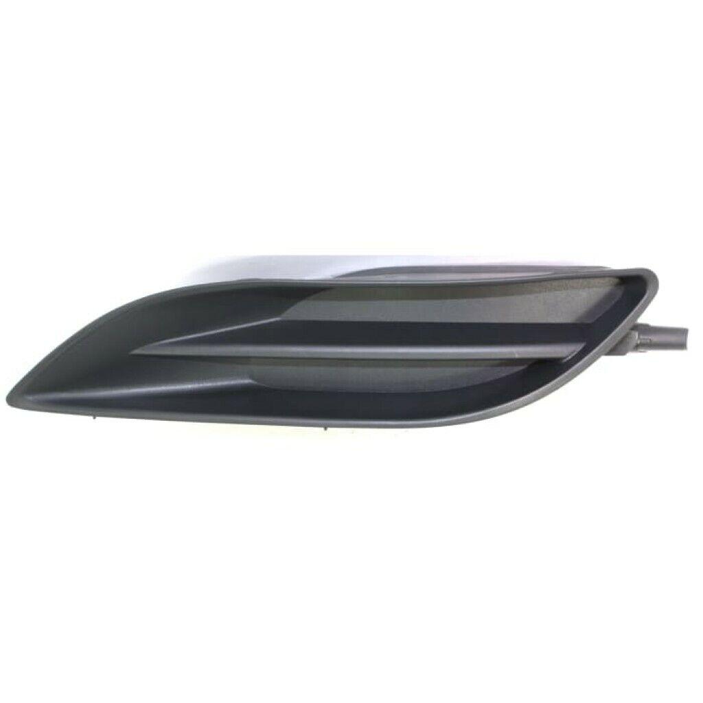 2006-2010 Toyota Sienna Fog Lamp Cover Front Driver Side , TO1088115. Installed view for reference.