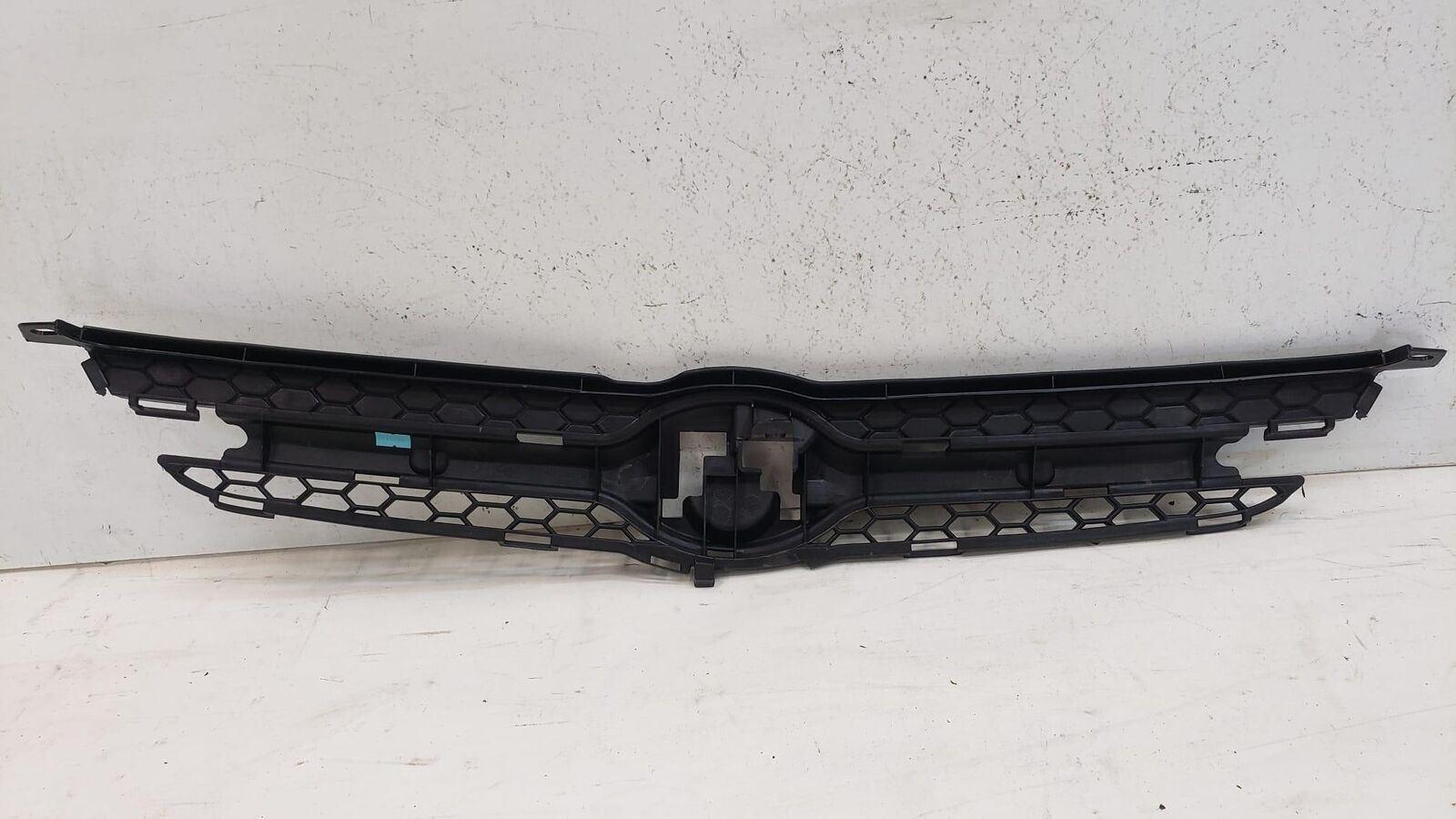 2003-2005 Toyota Echo Grille Black Sdn/Cpe , TO1200253. Side view of the replacement part.