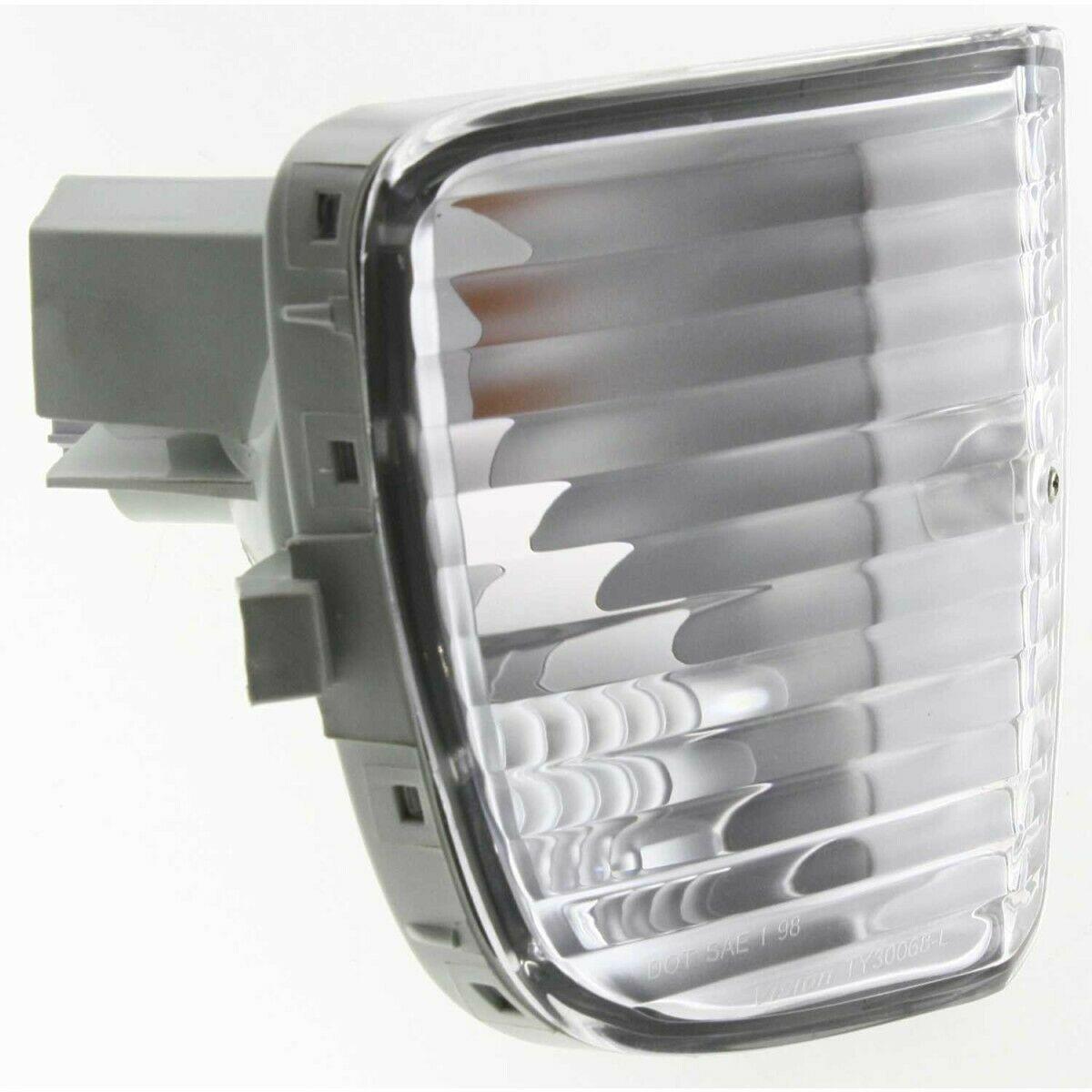 2001-2005 Toyota Rav4 Signal Lamp Front Passenger Side Without Fog , TO2531139. OEM-style replacement.