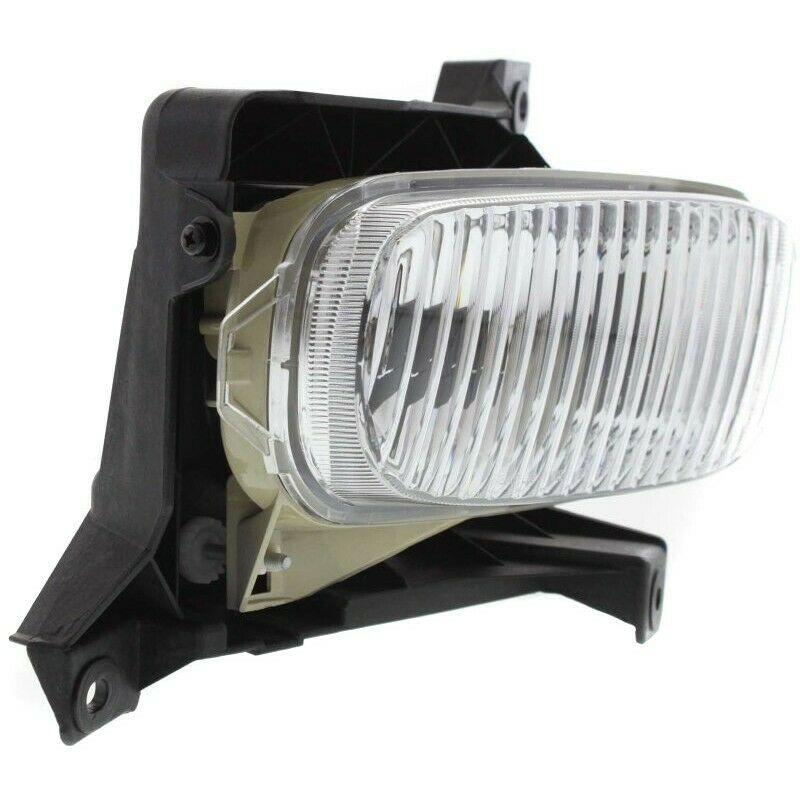 2000-2006 Toyota Tundra Fog Lamp Front Passenger Side Use With Steel Bumper , TO2593102. OEM-style replacement.