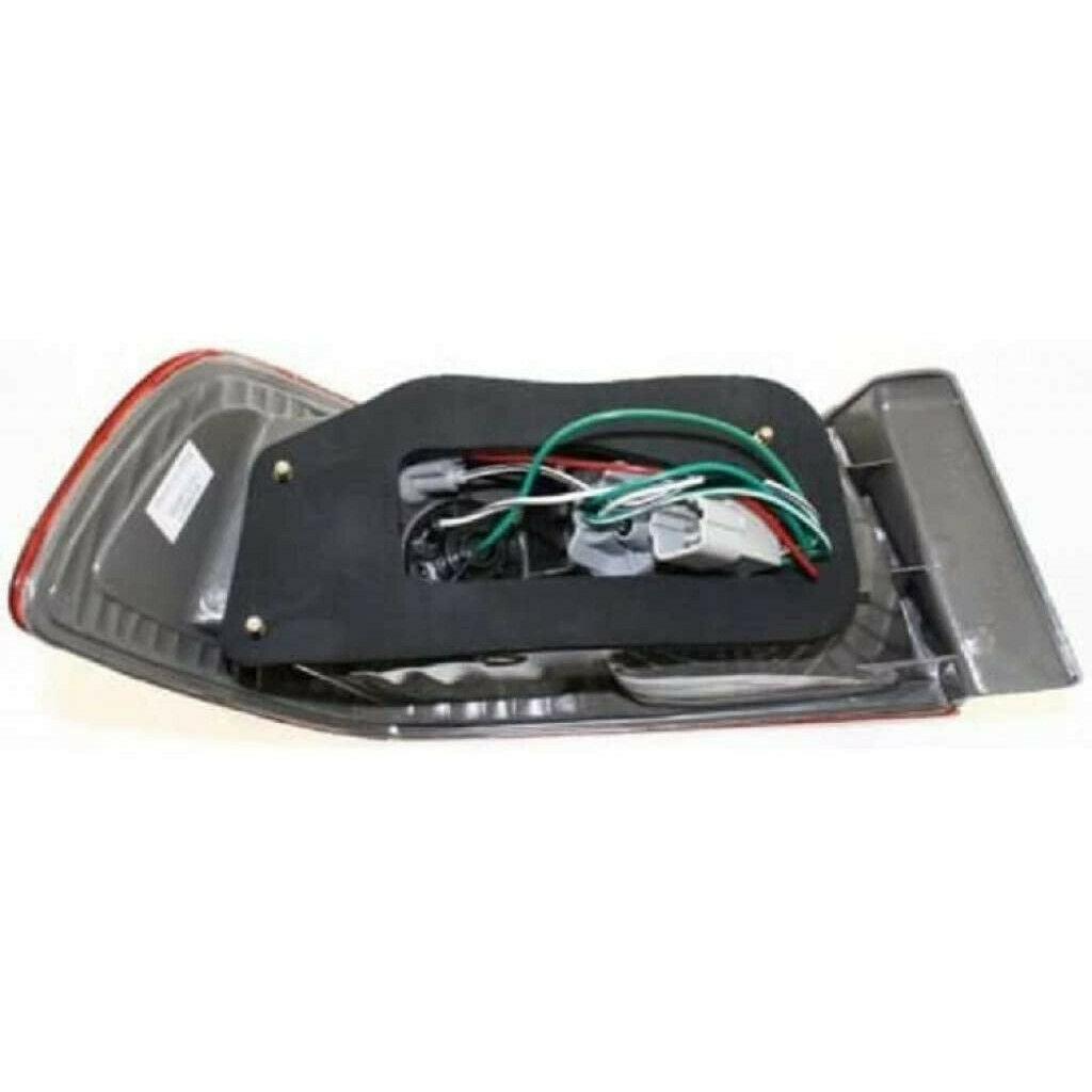 2000-2001 Toyota Camry Tail Lamp Passenger Side , TO2801140. Designed for OEM alignment.