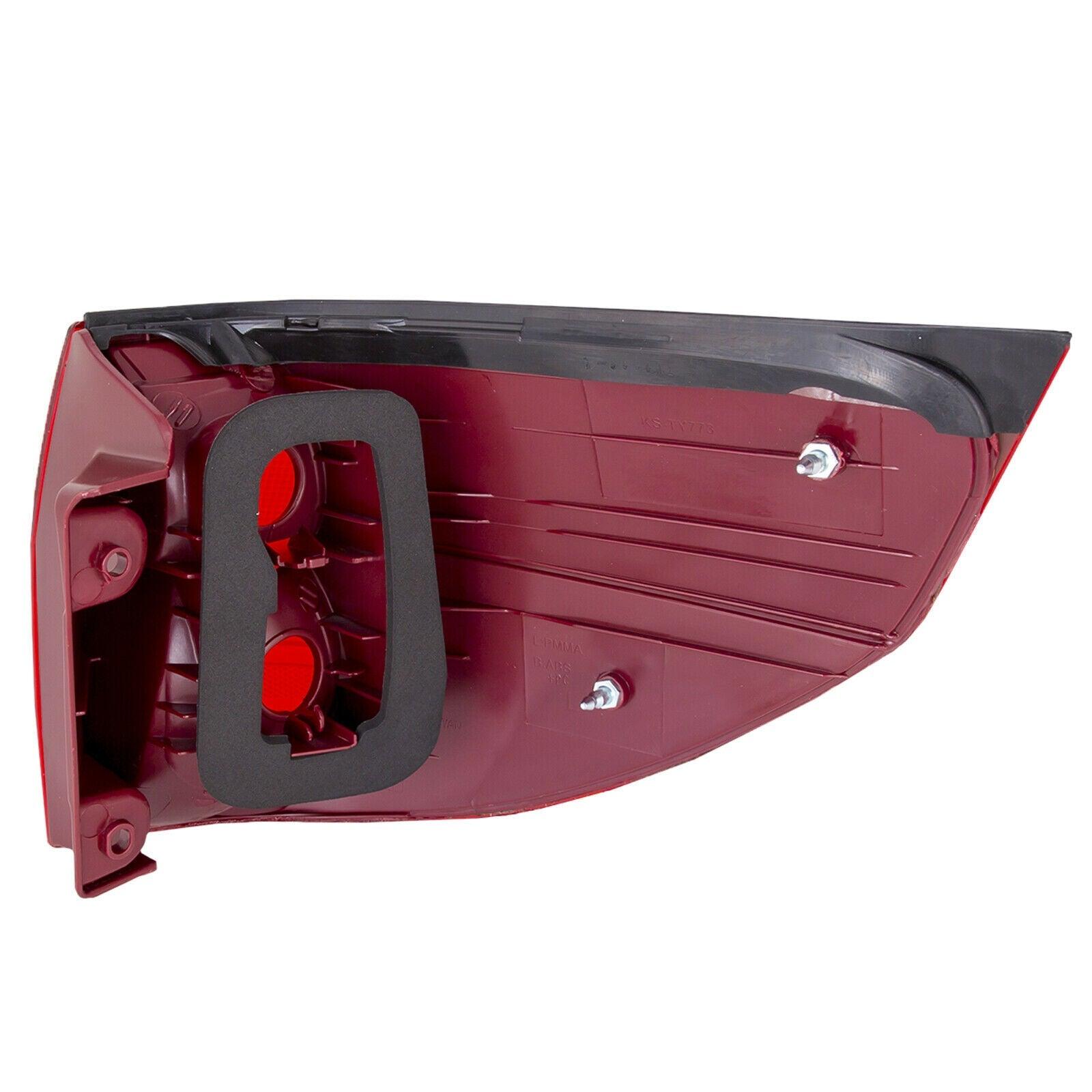 2004-2005 Toyota Sienna Tail Lamp Passenger Side , TO2801152. Exact fit for vehicle restoration.
