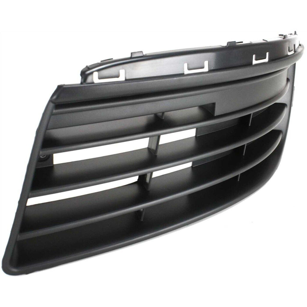 2005-2010 Volkswagen Jetta Grille Lower Driver Side Without Fog Lamp Hole , VW1036108. Angle view for visual reference.
