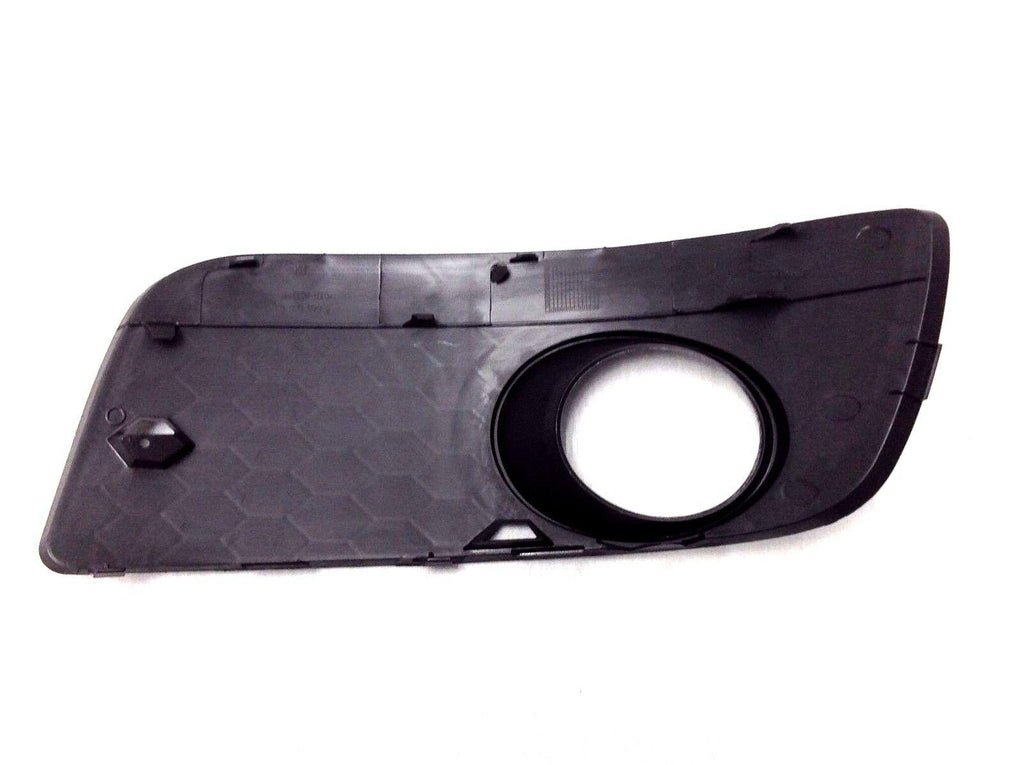 2006-2009 Volkswagen GTI Grille Lower Passenger Side With Fog Lamp Hole , VW1036115. OEM-style replacement.