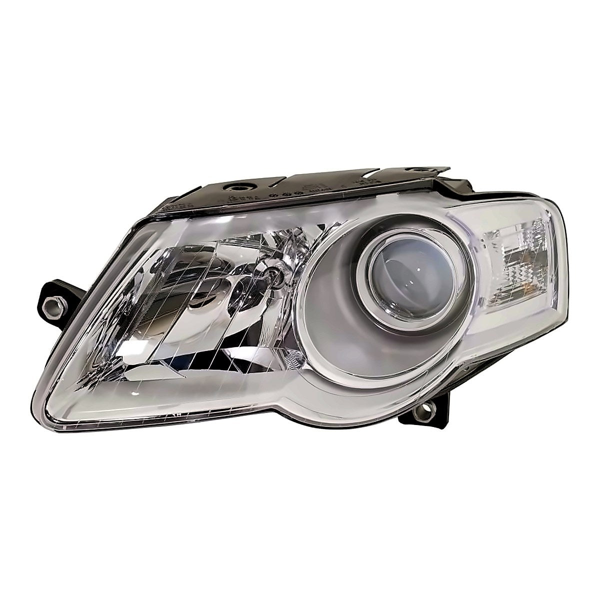 2006-2010 Volkswagen Passat Driver Side Head Lamp, vw2502134. Front view.