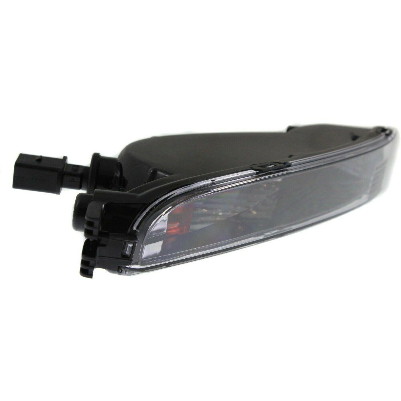 2012-2016 Volkswagen Beetle Signal Lamp Front Passenger Side , VW2531112. Angle view for visual reference.