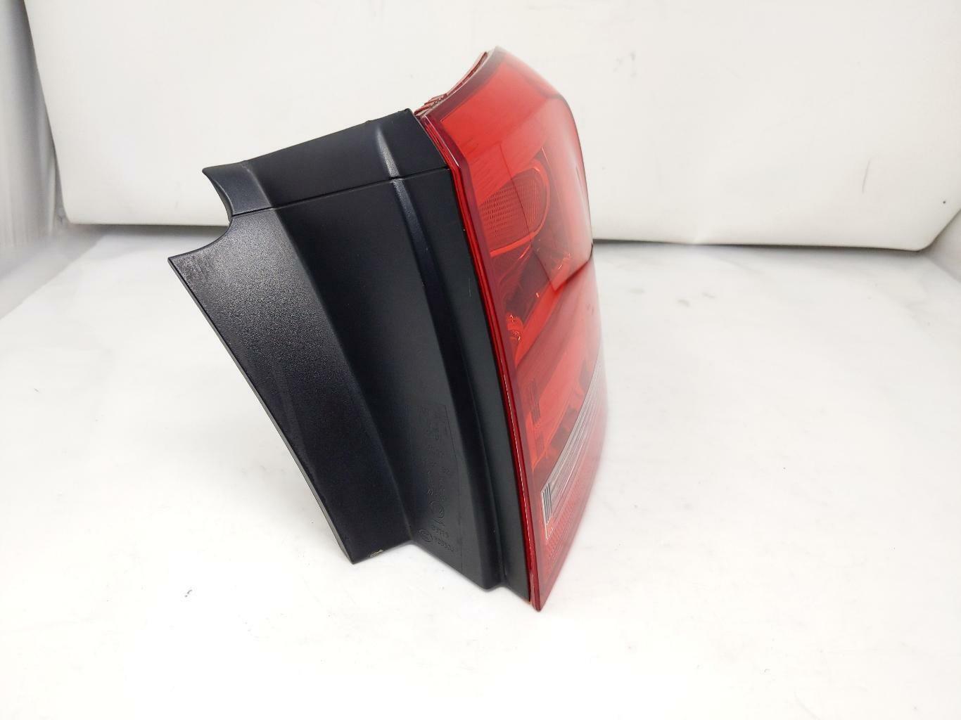 2011-2017 Volkswagen Touareg Tail Lamp Passenger Side Bulb Type , VW2805109. Lightweight yet durable construction.